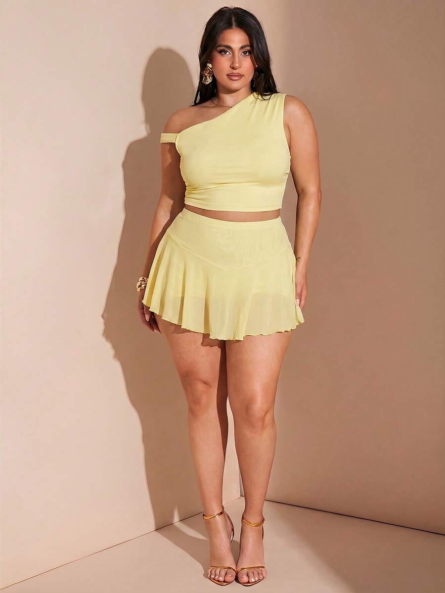 SHEIN BAE Set de 2 piezas para mujer de talla grande con top asimétrico con cuello verde oliva y volantes, y falda ajustada con volantes, conjunto para vacaciones - Amarillo claro - Ver 1