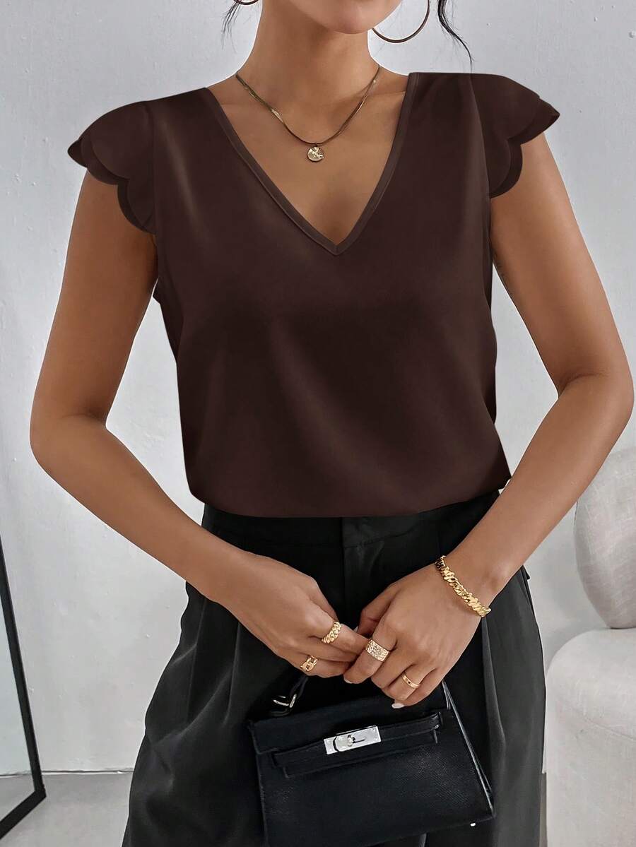 SHEIN Essnce 女士休闲V领短袖贝壳边刺绣衬衫 - 咖啡棕 - 查看 1