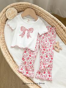 Cozy Pixies Conjunto de camiseta con estampado de lazo rosa y pantalones acampanados para niña - Rosa - Ver 6