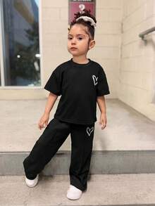 Young Girl Summer School Casual Heart Print Short Sleeve Sweatshirt And Pleated Wide Leg Pants Set,Oversized Round Neck Loose Knit Sweatpants - Black - View 3