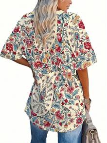 EMERY ROSE Plus Size Floral-Patterned Casual Retro-Style Short-Sleeved T-Shirt - Multicolor - View 2
