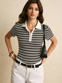 Poéselle Bộ trang phục thường ngày dành cho nữ, phối màu đen trắng kẻ sọc, cổ áo polo, phù hợp cho đi làm và công sở. - Đen và trắng - Xem 8