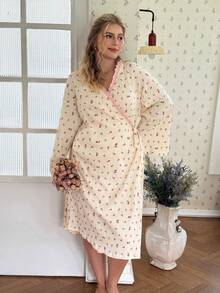 CottageSlumber Bata larga de noche con volantes, estampado floral rosa y anudado delantero, talla grande, otoño - Albaricoque - Ver 4