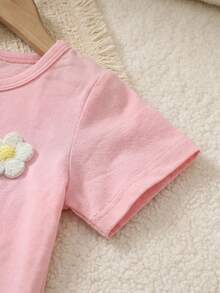SHEIN Playful Pals 女婴3D立体花卉图案短袖T恤和格子裤休闲套装 - 粉色 - 查看 7