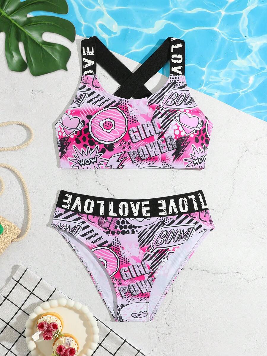SHEIN 两件套简约设计交叉绑带上衣,饰有LOVE胶带,彩色印花泳衣,时尚独特,适合游泳、度假、夏季穿着,是青少年必备的泳装单品。少女泳衣,适合青少年女孩的两件式泳衣,粉色印花比基尼套装,可爱少女泳衣,适合青少年女孩的泳装。 - 粉色 - 查看 1