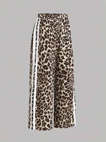 Conjunto de camiseta branca casual para garota jovem com estampa de leopardo e laço, combinada com calça também com estampa de leopardo. - Multicolorido - Ver 4