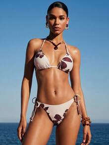 Poéselle Damen 2-teiliges Hibiskus-Muster Triangel-Bikini-Set - Verstellbarer Neckholder-Oberteil & Bikinihose mit Seitenbindung, Hibiskus Bademode, Triangel-Bikini-Set, Seitenbindung Bikini, tropische Strandmode, Sommer Bikini, Hawaii-Muster Bademode, Urlaubs-Schwimmset, Sommer Strand Floral Muster Neckholder Sexy Bikini Bademode Set, Bikini-Set für Damen, Bademode für Damen 2 Teile, Urlaubsoutfits für Damen Bikini-Set - Braun - Übersicht 3