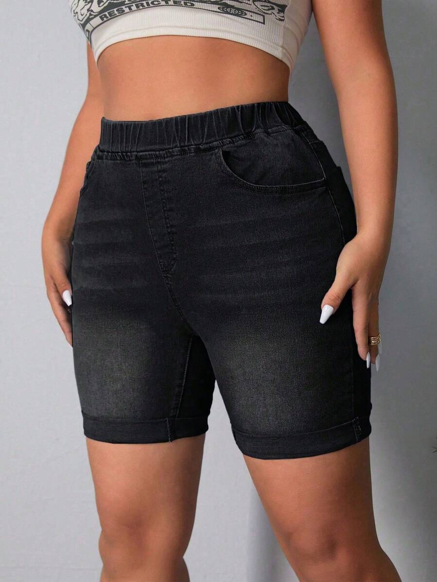 Slaydiva Plus Size Women Pocketed Denim Shorts, Fashionable & Versatile - Black - View 1