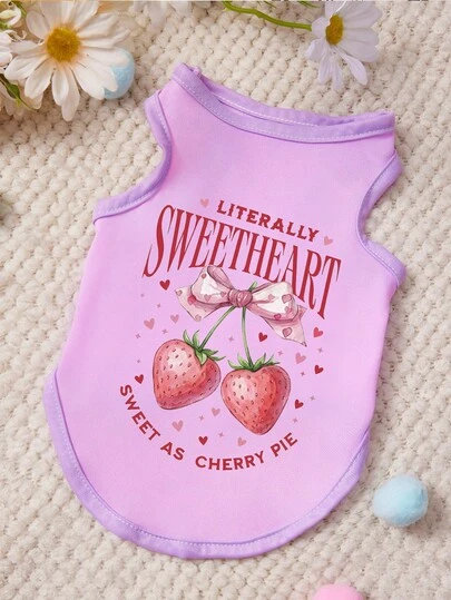 PETSIN 1 chiếc áo tank top in hình nơ và dâu tây màu tím, chất liệu mềm mại, thoáng khí, chống rụng lông cho thú cưng.