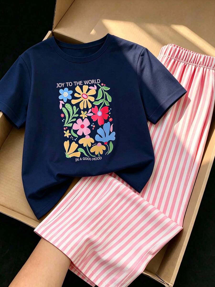 SHEIN 两件套女童休闲印花圆领短袖上衣搭配粉白条纹弹力腰阔腿裤，宽松版型，柔软舒适，适合秋、春、夏三季穿着，可用于日常穿着、通勤、户外活动、运动、上学、街头风、派对和拍照等场合。 - 粉色 - 查看 1