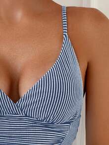 Swim Basics 女士性感V领细肩带条纹连体泳衣，夏季 - 藏蓝色 - 查看 4