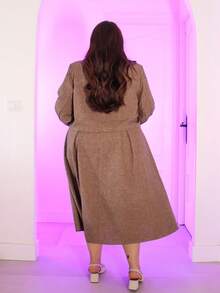 Pretty and Ole Plus Size Solid Color Single-Breasted Long Sleeve Blazer And Dress Elegant Suit Set In Spring - Khaki - View 3