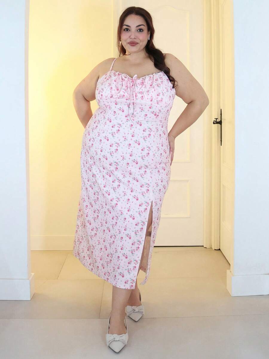 Pretty and Ole 大尺碼碎花胸部抓皺高衩細肩帶洋裝,夏季乳女風洋裝、束身洋裝,女款優雅束身洋裝 - 粉色 - 查看 1