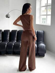 SHEIN EZwear 女款單排扣背心長褲套裝，純色深棕色，春夏約會早午餐性感風 - 咖啡棕 - 查看 2