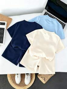 6 Stücke/Set Jungen lässig Sport College Street süße coole Buchstaben Patch T-Shirt + Shorts, geeignet für den täglichen Gebrauch, Schule, Ausflüge, Sport, Frühling/Sommer. Bietet mehrere Kombinationsmöglichkeiten für Kleinkinder Jungen, mit einfachem und elegantem Design, bequem und modisch. - Blau - Übersicht 3