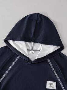 SHEIN 2pcs Boys' Casual White Line Design Hooded Short Sleeve T-Shirt And Knit Shorts 2-Piece Set, Spring/Summer - Navy Blue - View 5