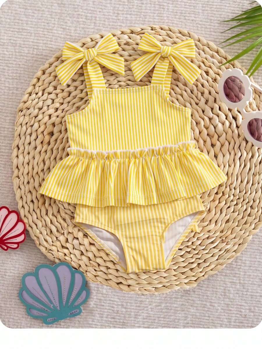 SHEIN Baby Girl Bow Decor Striped Ruffle Cute Swimsuit Top And Shorts Set - Yellow - View 1