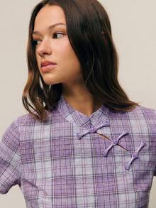 Nöista This Girly Top Features A Stand-Up Collar With Chinese-Inspired Elements.Three Buttons Add An Oriental Touch.The Short-Sleeved, Straight Fit. - Mauve Purple - View 8