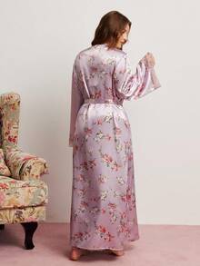 Elorette Set Piyama Satin Motif Bunga Romantis dengan Hiasan Renda dan Model Camisole - MultiWarna - View 2