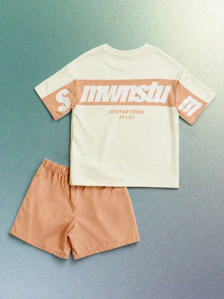 Conjunto de camiseta y pantalones cortos de verano con bloques de color para niños grandes, conjunto informal de cuello redondo de manga corta de dos piezas a juego con estampado de letras
