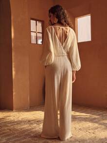 MOTF PREMIUM Bộ jumpsuit nữ chất liệu pha lanh, dáng dài, thích hợp cho kỳ nghỉ xuân hè. - Màu be - Xem 4
