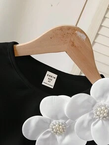 SHEIN Kaos Anak Perempuan Elegan dengan Hiasan Manik-Manik Bunga 3D, Musim Panas - Hitam - View 5