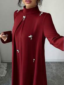 Al Najma 大码女式优雅亮片装饰立领阿拉伯风格连衣裙 - 酒紅色 - 查看 3