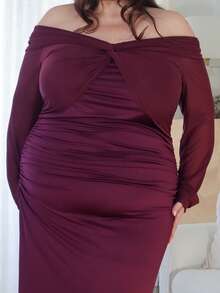 Pretty and Ole Plus-Size Ladies' Dress, Date Women's Wear, Romantic Date One-Shoulder Mesh Twisted And Fitted Pleated Long Floor-Length Long-Sleeved Ladies' Long Dress, Elegant Ladies' Clothing That Covers The Buttocks, Long Dress New Year Valentine/Valentine's Day/Off-The-Shoulder, Knotted Neckline, Long Sleeves, Fitted Waist, Pleated, Plus-Size Fishtail Maxi Dress / French Romantic / Purple-Red / Valentine's Day / Date Dress - Red Violet - View 5