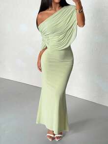 SHEIN PETITE Đầm maxi lưới ôm sát, thanh lịch, màu xanh nhạt trơn, xếp ly, lệch vai, thích hợp cho mùa xuân/hè, kiểu dáng thanh lịch, đầm suông. - màu xanh lá - Xem 1