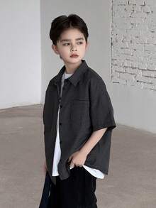 DAZY Áo sơ mi kẻ caro cổ bẻ dáng rộng thoải mái dành cho bé trai lớn - màu đen - Xem 5
