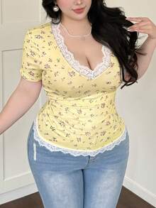 Vibekara Plus Size Women's V-Neck Floral Patchwork Ruffle Short Sleeve Fitted Elegant Vintage Sexy Cute Party T-Shirt, Spring/Summer - Pale Yellow - View 3