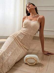 SHEIN Clasi 新款浪漫法式蕾丝吊带修身连衣裙，奢华优雅派对晚礼服 - 杏色 - 查看 4