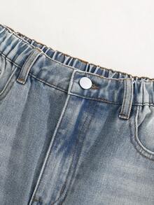 SHEIN Denimly 少女休闲日常都市街头学院风浅色水洗哥特式深色十字印花牛仔百慕大短裤，松紧腰，纽扣前襟 - 淺色水洗藍 - 查看 6