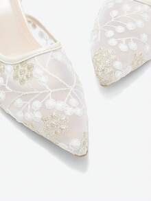 Eladyva New Chinese Style White High Heel Mules, Pointed Toe Lace Embroidery Convertible Sandals For Women,Summer Outfits - Beige - View 6