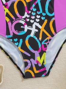 SHEIN 1 pezzo Costume da bagno intero con maniche lunghe, con stampa di cuori viola e graffiti, per ragazze adolescenti, elegante e casual, adatto per nuotare, vacanze, estate (stampa casuale) - Multicolore - Visualizzare 5
