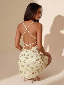 SHEIN Glamour 女款橘色亮片性感度假派對無袖迷你掛脖不對稱下擺洋裝，橘色亮片洋裝，派對時尚度假音樂節百搭洋裝 - 杏色 - 查看 6