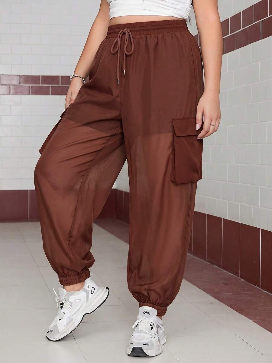 SHEIN EZwear 大码女式休闲运动抽绳腰带翻盖口袋轻薄透气慢跑工装裤 - 鏽棕色 - 查看 1