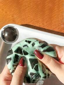 MINKOJA MINKOJA 1个黑色噼啪作响的挤压球 - 清脆噼啪作响的减压玩具 - 可挤压，慢回弹，发泄沮丧，创意手工球，会发出声音的球，不开心时挤压，生日礼物，节日礼物，复活节礼物，万圣节礼物，情人节礼物，圣诞节礼物，礼物，玩具 - 彩色 - 查看 2