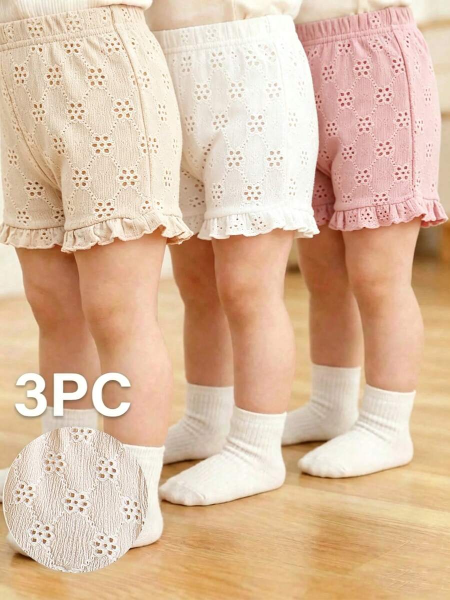 SHEIN 3件組嬰幼女童可愛夏季米色粉色&白色短褲套裝,柔軟透氣花卉鏤空針織面料,彈性腰帶搭配荷葉邊飾,度假風 - 粉色 - 查看 1