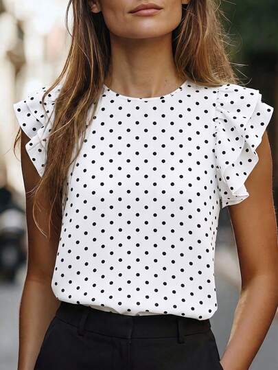 Selamara Camiseta feminina casual e versátil com estampa de bolinhas, gola redonda e mangas com babados, lançamento da coleção primavera/verão.
