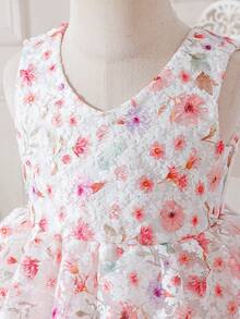 SHEIN Glamorique Kids 女婴碎花连衣裙，婴儿刺绣缎面蝴蝶结连衣裙，V领无袖露背公主裙，适合复活节派对 - 粉色 - 查看 6