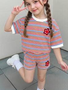 SHEIN 2件套女童针织条纹爱心图案T恤和短裤套装 - 彩色 - 查看 3