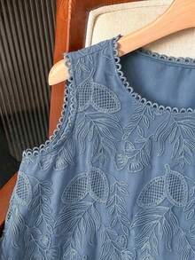 Lacomfia Kamisol Wanita Ukuran Besar Berkerah Bulat dengan Bordir, Elegan, Serbaguna untuk Musim Panas - Dusty Blue - View 5