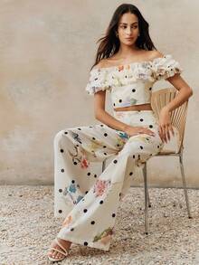 Anewsta Elegant Off Shoulder Floral Print Blouse With Ruffle Back Design, Linen-Feel Fabric, Suitable For Spring, Summer, Autumn And Winter - Beige - View 7