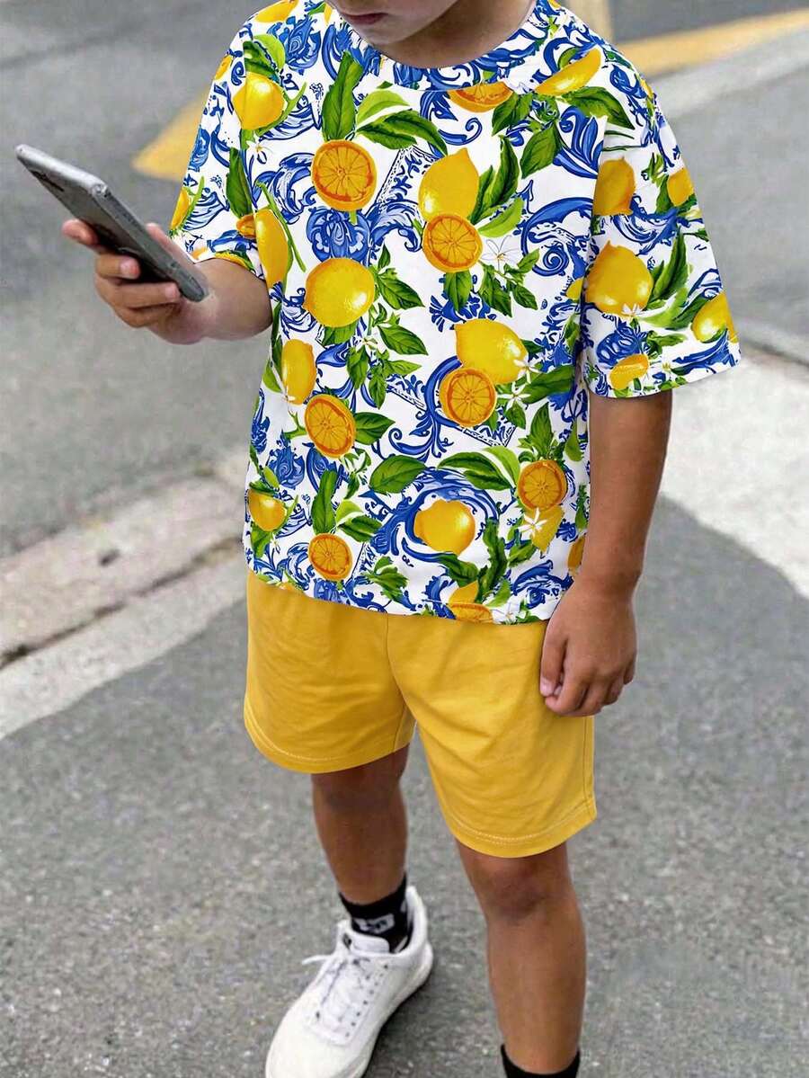 Tween男孩白色夏季熱帶度假風檸檬圖案T恤短褲套裝,休閒圓領短袖T恤 Choice Outfit Sets - 彩色 - 查看 1