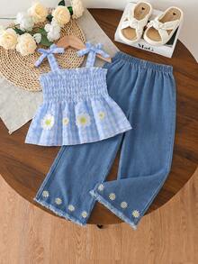 SHEIN Set de 2 piezas Camiseta de tirantes con textura de cuadros y decoración de lazo 3D + Pantalones vaqueros bordados para niña, conjunto casual de primavera/verano lindo para uso diario - Azul - Ver 10