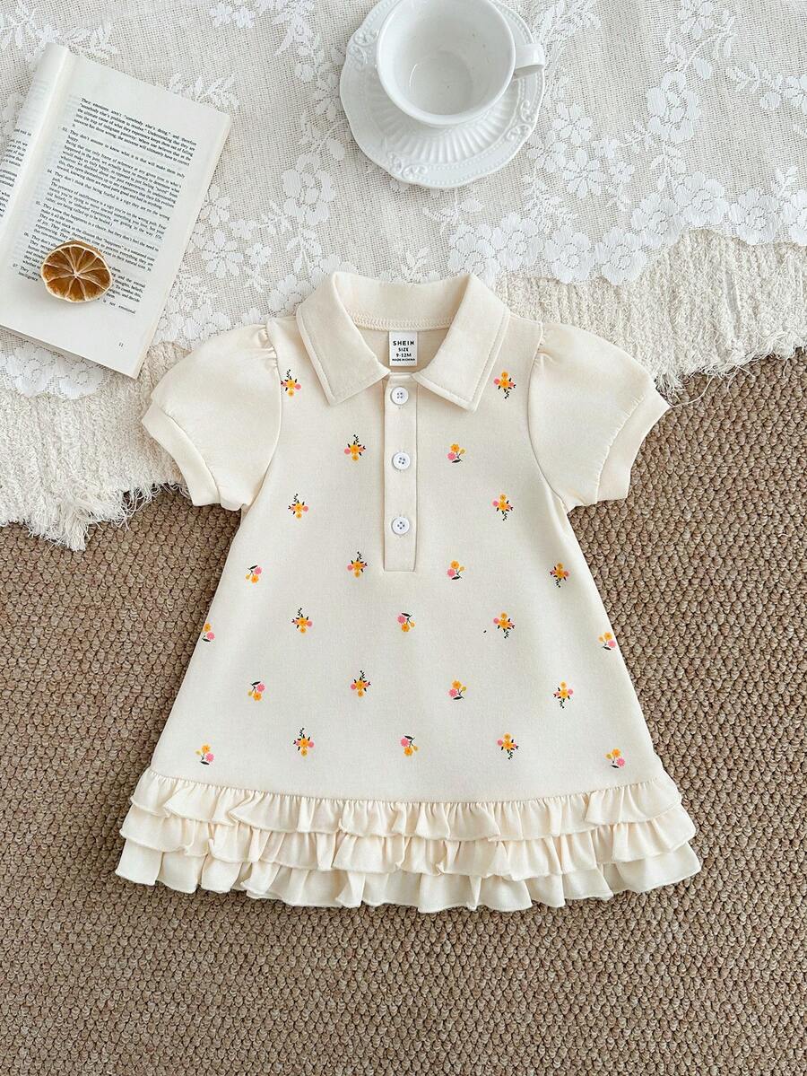 Đầm dệt kim tay ngắn cổ polo mùa hè cho bé gái, kiểu dáng suông dễ thương với họa tiết cầu vồng khắp thân đầm và thiết kế bèo nhún ở gấu đầm. - Màu vàng - Xem 1