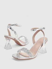 Glitzique Nuevas llegadas Primavera/Verano 2024 Sandalias de mujer con tacón grueso, decoración de cristales y tira en el tobillo, con tacón de cristal, perfectas para la playa, fiestas, bodas, uso interior y exterior en San Valentín - Plateado - Ver 6