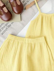 SHEIN LMoss Kids Bộ đồ 2 món mùa hè cho bé gái: áo hai dây dáng rộng thoải mái và quần short viền bèo nhún. - Màu Mù tạt vàng - Xem 5