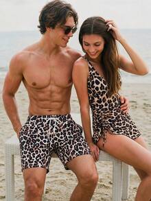Manfinity Swimmode 大尺碼男士休閒波西米亞風豹紋抽繩腰沙灘短褲，夏季度假夏威夷熱帶泳褲洗澡沙灘褲，米色卡其色 - 黑色 - 查看 2